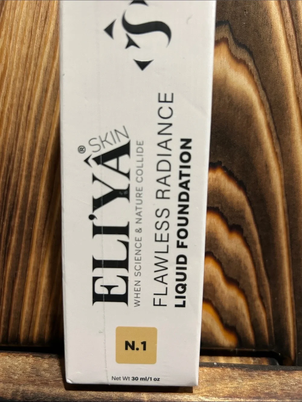 Flawless Radiance Liquid Foundation - N.1 Natural Beige